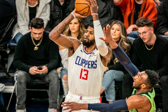  森林狼唐斯刷新中锋三分命中纪录  