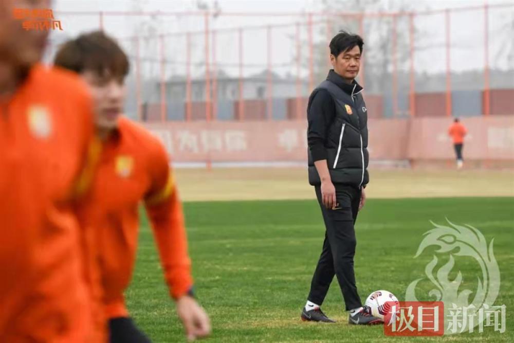  沃尔夫斯堡宣布换帅，前德国国脚接手保级压力巨大  